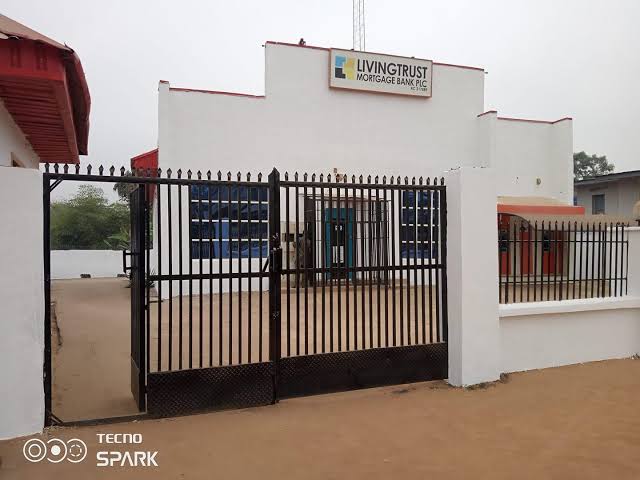 images - 2025-04-16T195815.763