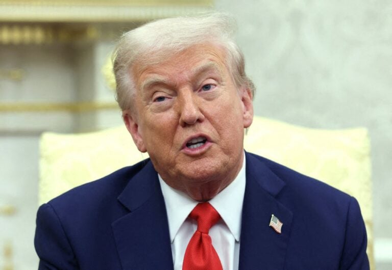 AFP__20251009__2240162005__v2__MidRes__FinlandSPresidentAndPrimeMinisterMeetWithTrum-768x530