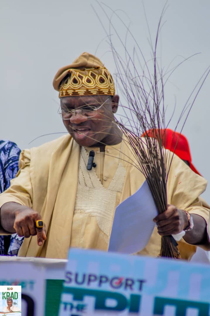 0fb37680-0a51-42b6-af7f-32416989f23d