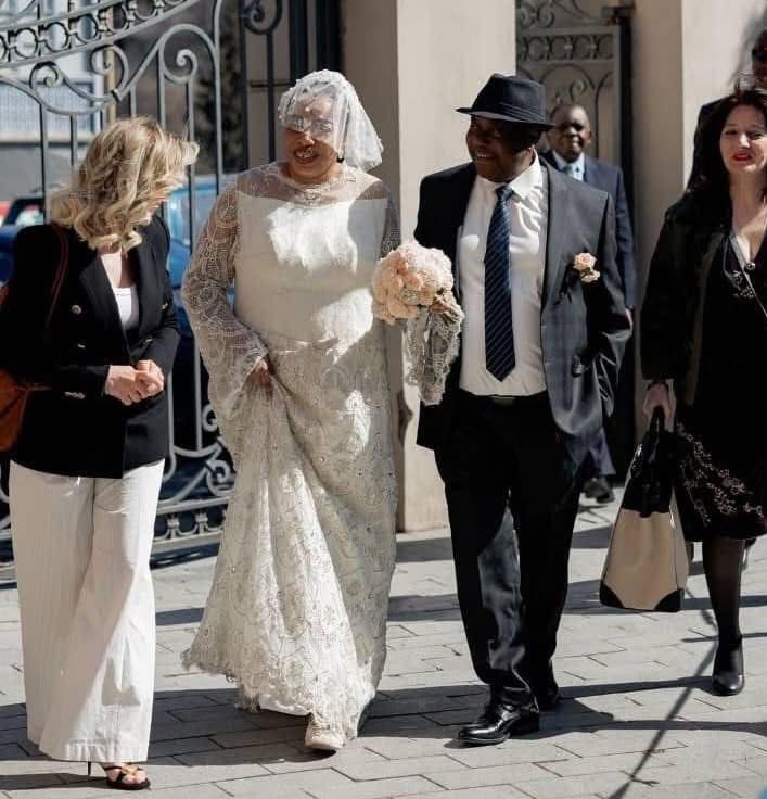 0ABE1C65-3735-4486-85F4-EDB793200375