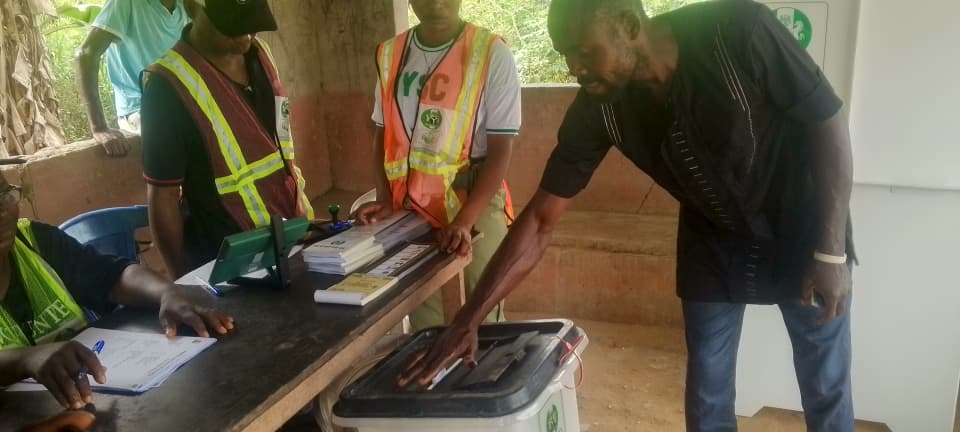 45939B3A-082B-4E61-A81D-C070B7EF9EF3