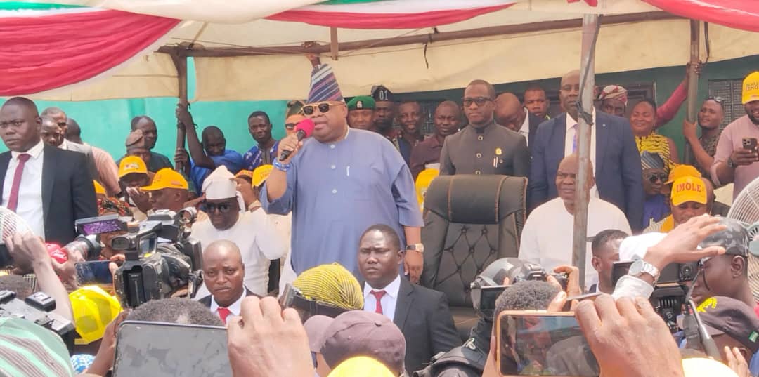 9B901F9D-CD0F-432D-88E8-BA7ECC36F7EE